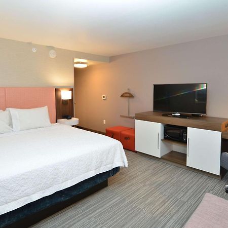 Hampton Inn & Suites Menomonie-Uw Stout Εξωτερικό φωτογραφία