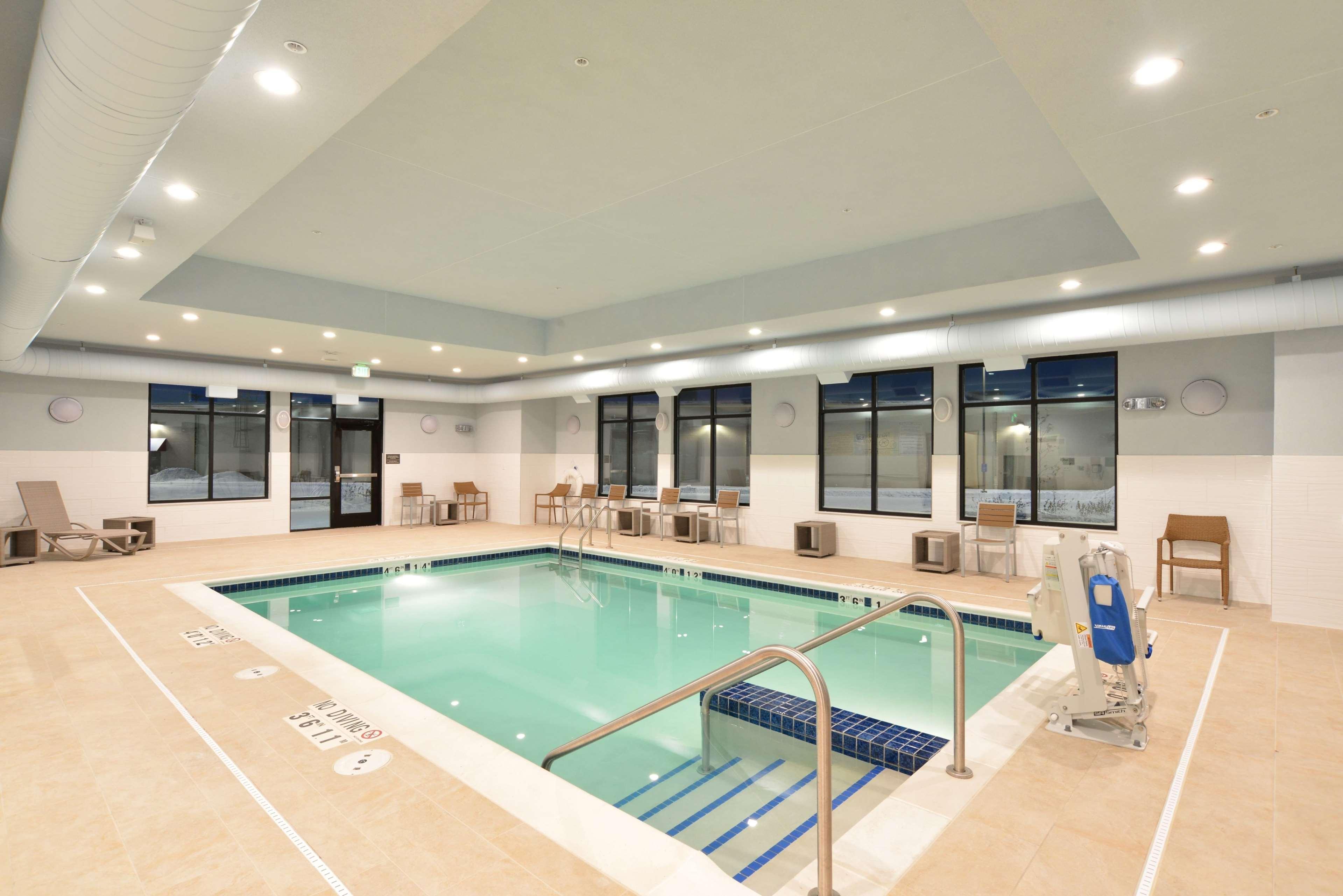 Hampton Inn & Suites Menomonie-Uw Stout Εξωτερικό φωτογραφία