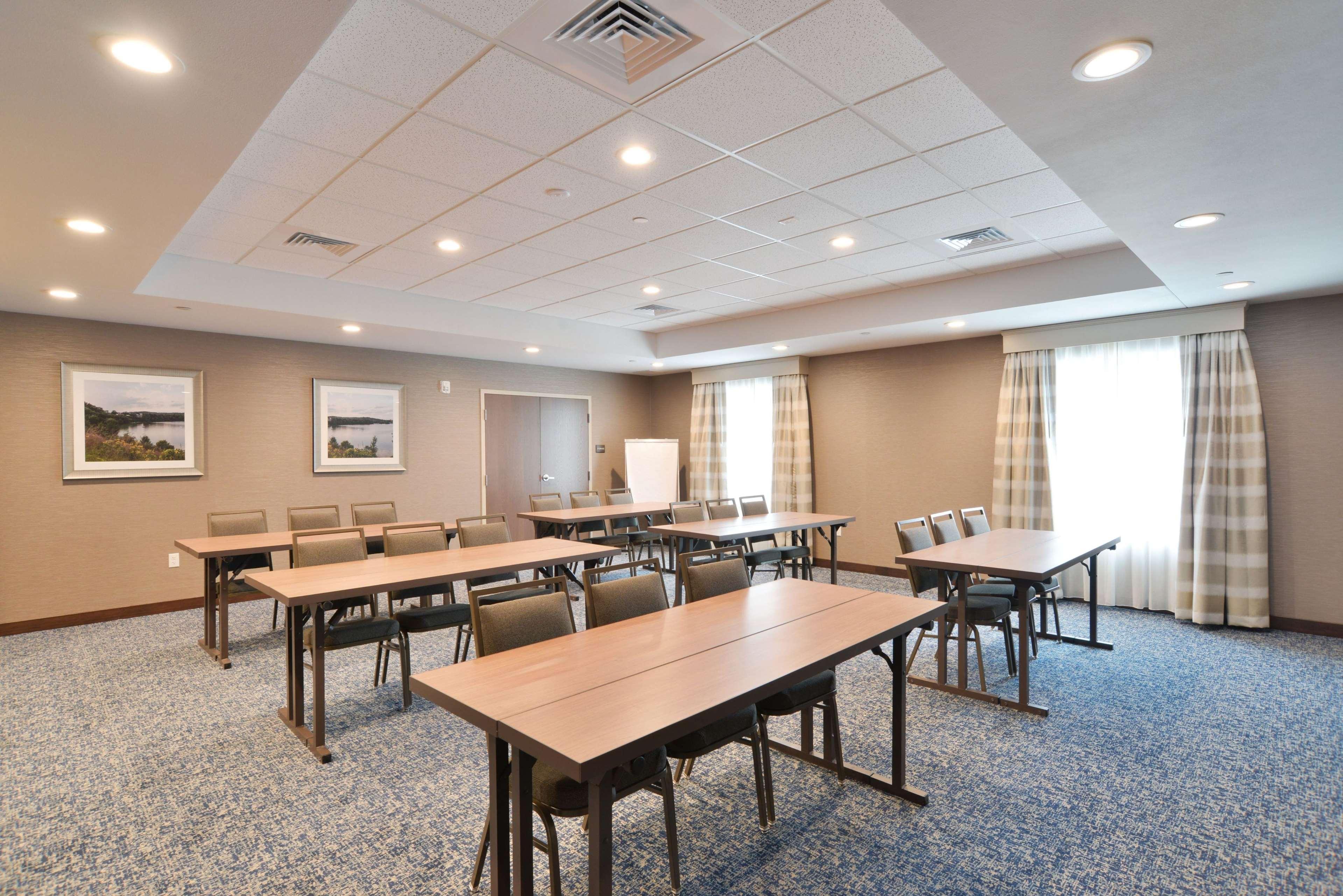 Hampton Inn & Suites Menomonie-Uw Stout Εξωτερικό φωτογραφία