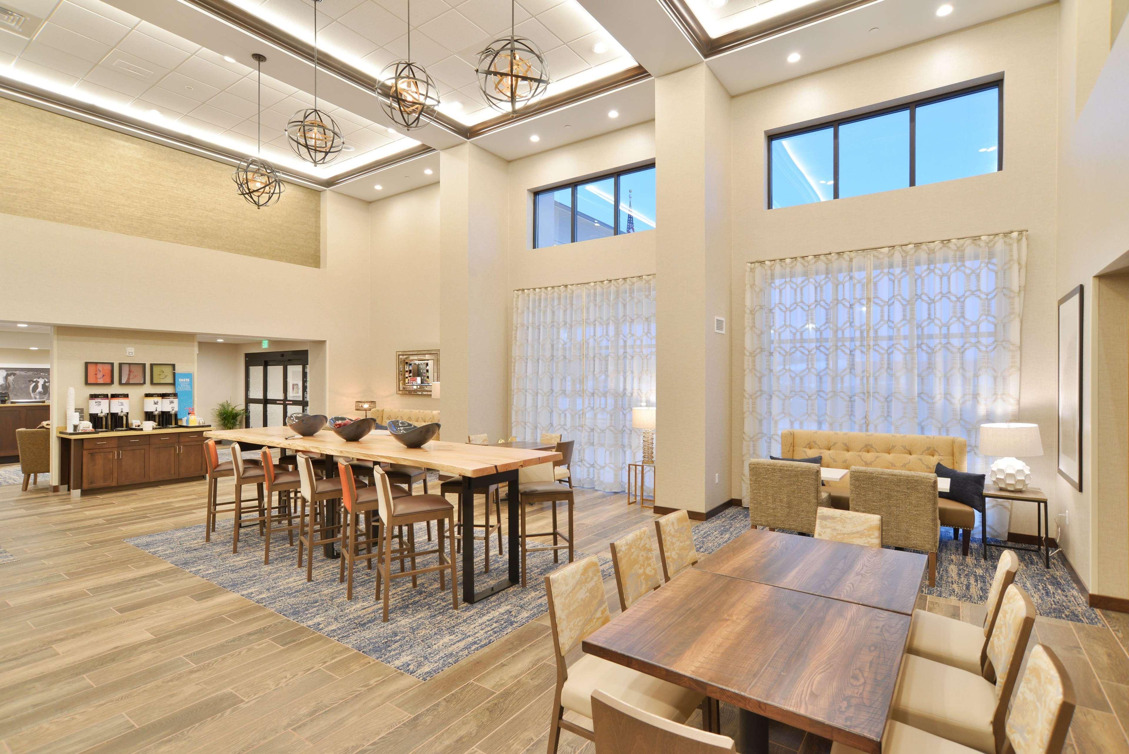 Hampton Inn & Suites Menomonie-Uw Stout Εξωτερικό φωτογραφία