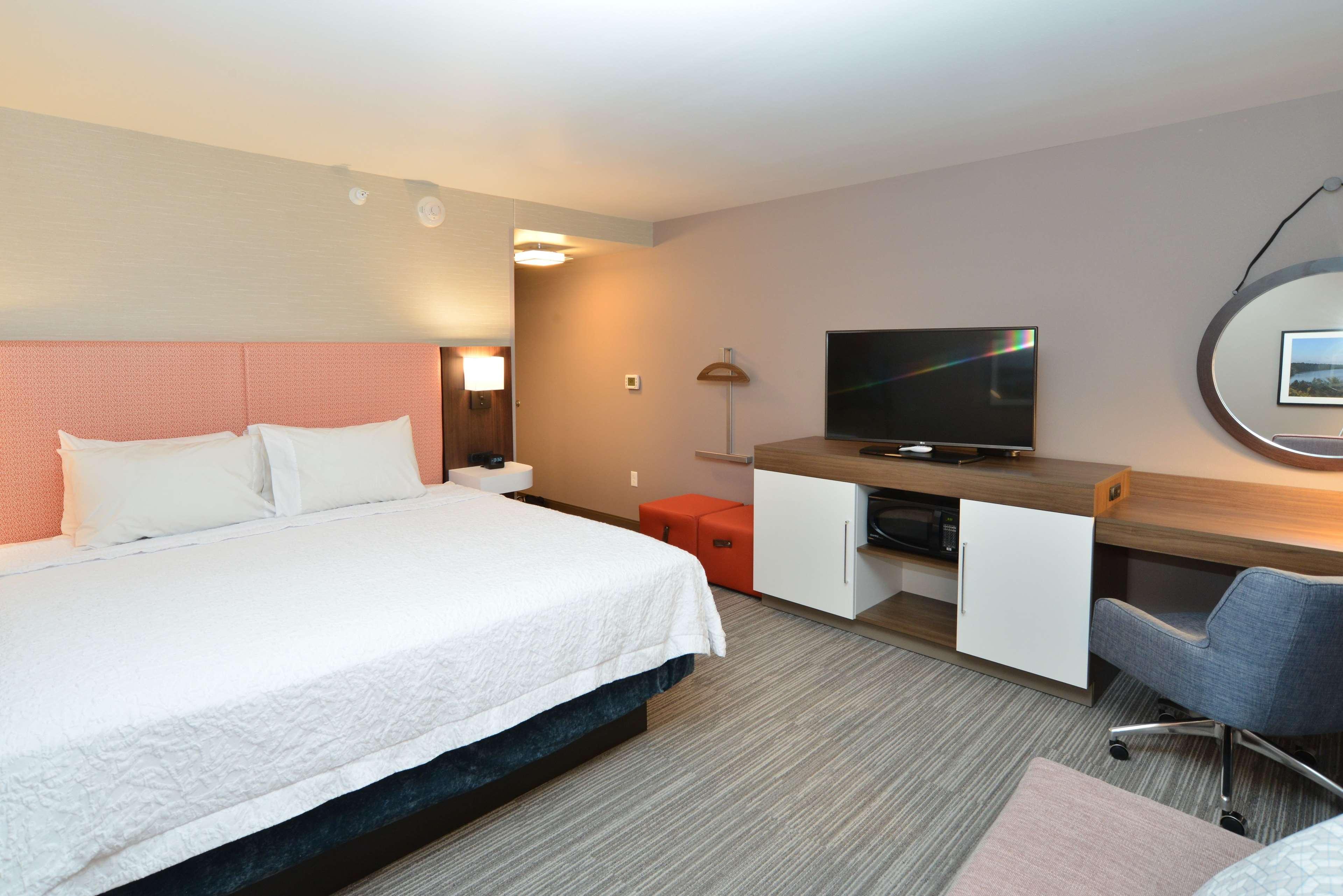 Hampton Inn & Suites Menomonie-Uw Stout Εξωτερικό φωτογραφία
