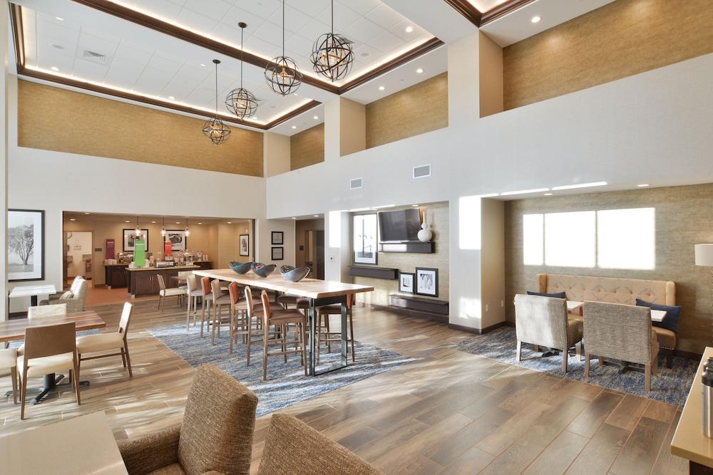 Hampton Inn & Suites Menomonie-Uw Stout Εξωτερικό φωτογραφία
