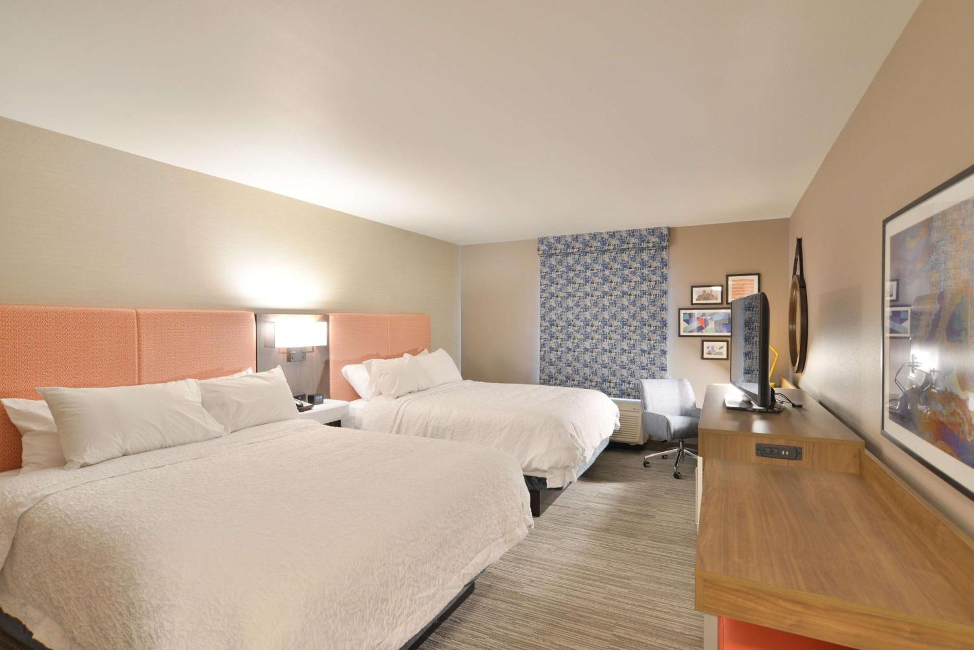 Hampton Inn & Suites Menomonie-Uw Stout Εξωτερικό φωτογραφία