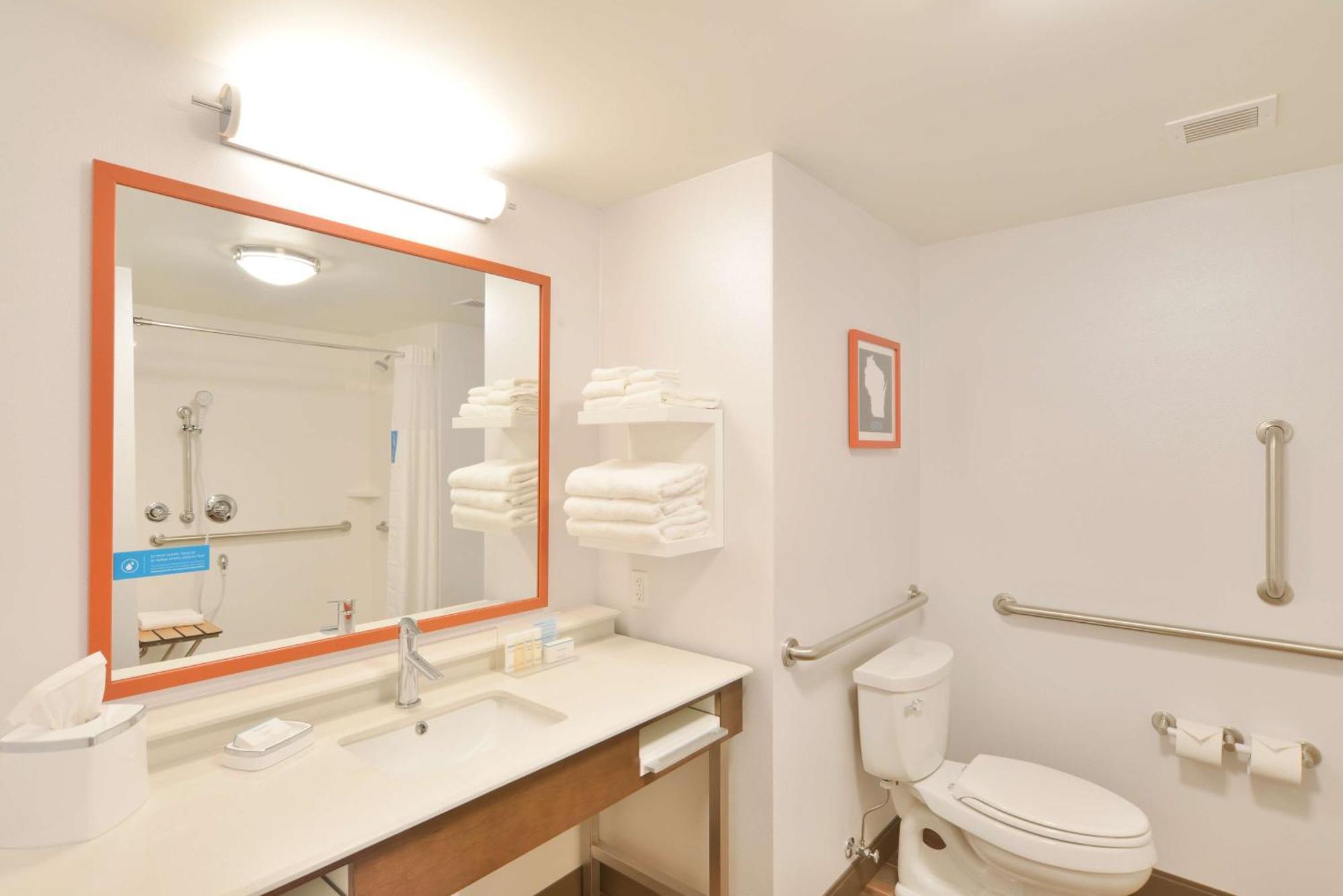 Hampton Inn & Suites Menomonie-Uw Stout Εξωτερικό φωτογραφία